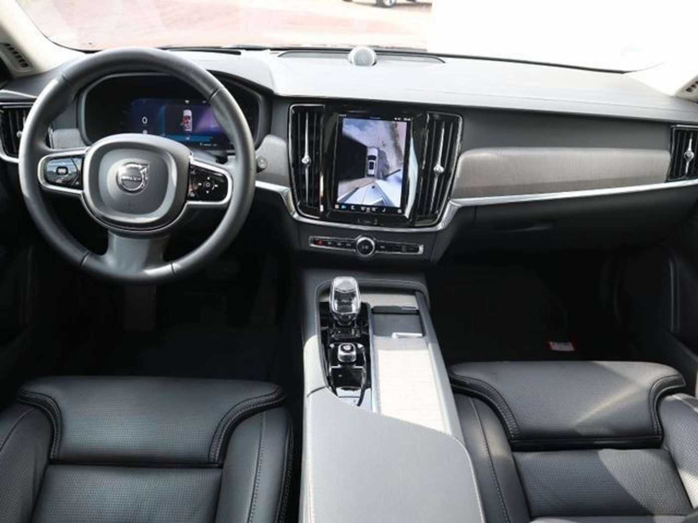 Volvo  V90 B5 Cross Country Ultimate AWD Massage B&W
