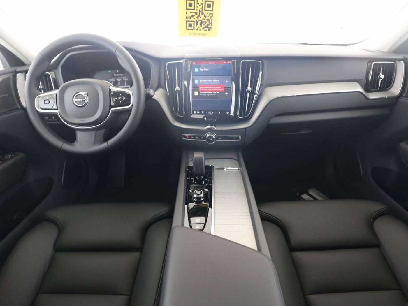 Volvo  T6 Plus Dark Plug-In Hybrid AWD  SD*ACC