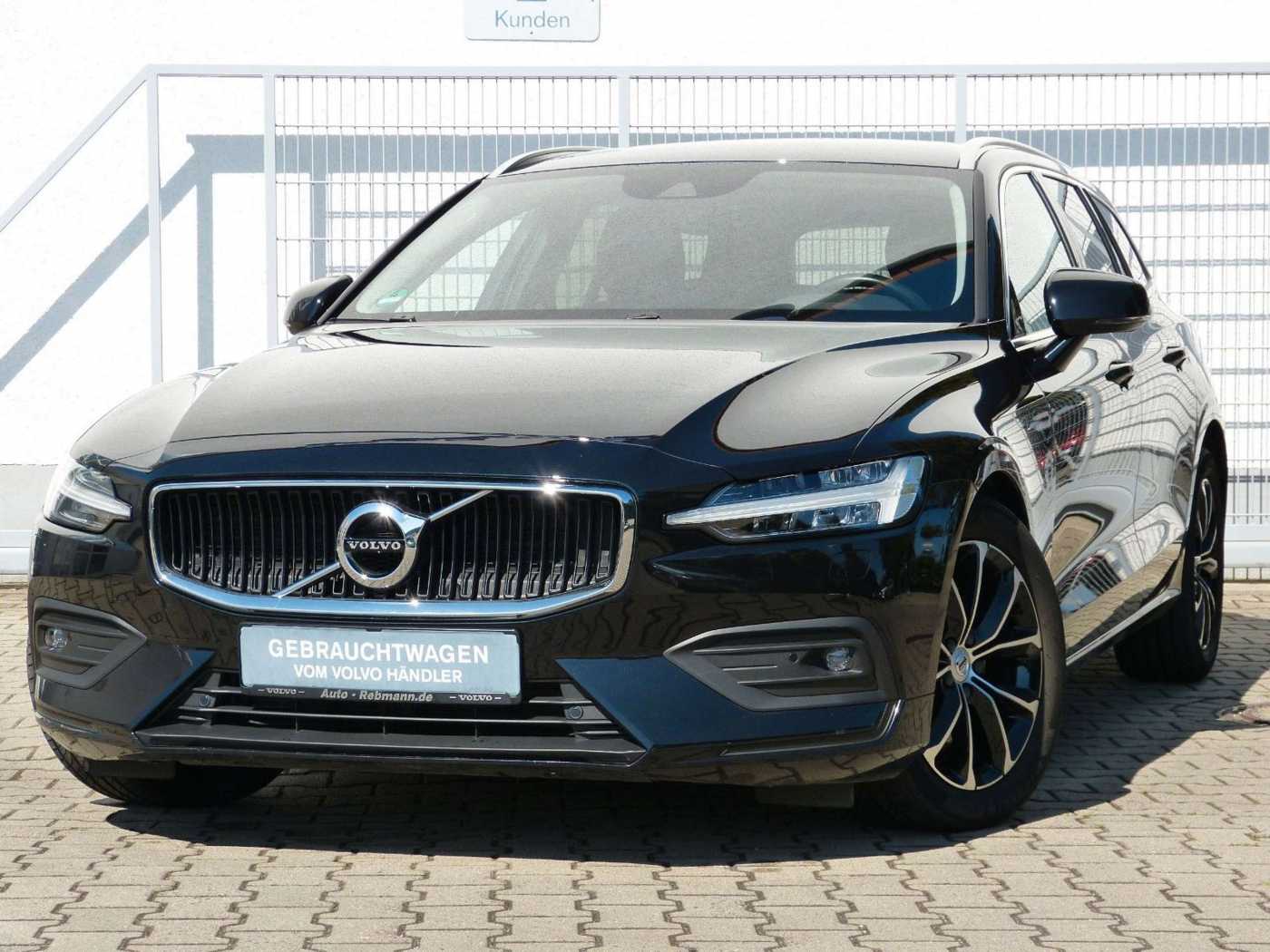 Volvo  D4 Momentum Pro Automatik AHK