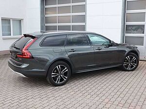 Volvo  Pro AWD Standhzg H&K