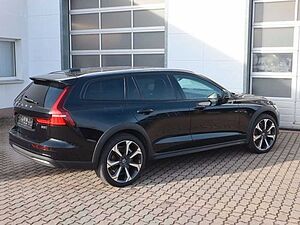 Volvo  V60 B5 Cross Country Ultimate AWD 360° B&W AHK