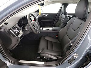 Volvo  B5 Ultimate Dark AWD SD ACC StdHz