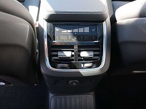 Volvo  T8 Plus Dark Plug-In Hybrid AWD Luft AHK