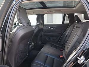 Volvo  B5 CC Ultimate Bright AWD Massage Standhzg
