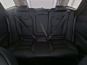 Volvo  B4 AWD Plus Dark Automatik StdHz*ACC