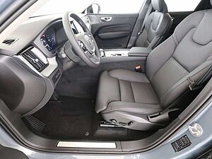 Volvo  T8 Plus Dark Plug-In Hybrid AWD 360° H&K