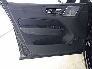 Volvo  B5 AWD Ultimate Black Edition SD*StdHz*