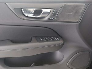 Volvo  B4 Core ACC*Blis