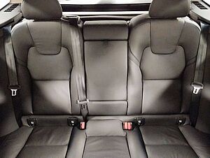 Volvo  B4 Plus Dark Diesel AWD StdHz*ACC