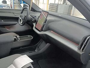 Volvo  Ultra AWD Pure Electric Winter-Pkt 20'Felge
