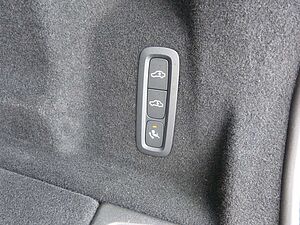 Volvo  B4 Ultimate Bright AWD SD*StdHz*LuftFw