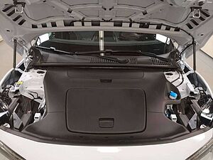 Volvo  Ultra AWD Pure Electric Winter-Pkt