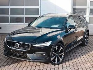 Volvo  Cross Country B5 Ultimate AWD AHK B&W 360°SH