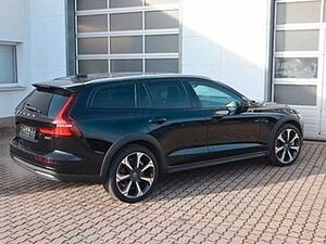 Volvo  Cross Country B5 Ultimate AWD AHK B&W 360°SH