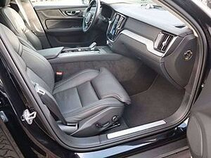 Volvo  Cross Country B5 Ultimate AWD AHK B&W 360°SH