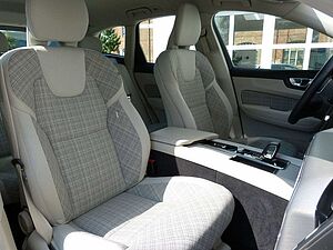 Volvo  B4 Core Automatik AHK