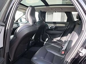 Volvo  V90 B5 Cross Country Ultimate AWD Massage B&W