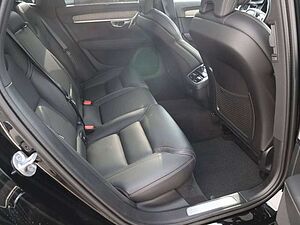 Volvo  V90 B5 Cross Country Ultimate AWD Massage B&W