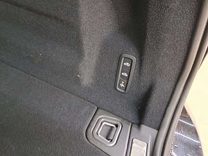 Volvo  B5 Ultra Dark AWD B&W Massage 22'Luftfwk