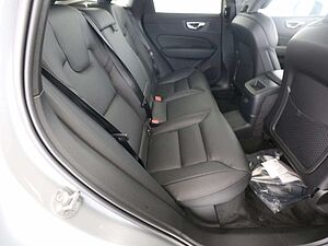 Volvo  T6 Plus Dark Plug-In Hybrid AWD  SD*ACC