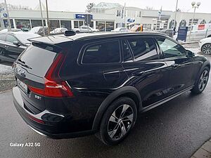 Volvo  Cross Country B5°Plus AWD°360°Cam°