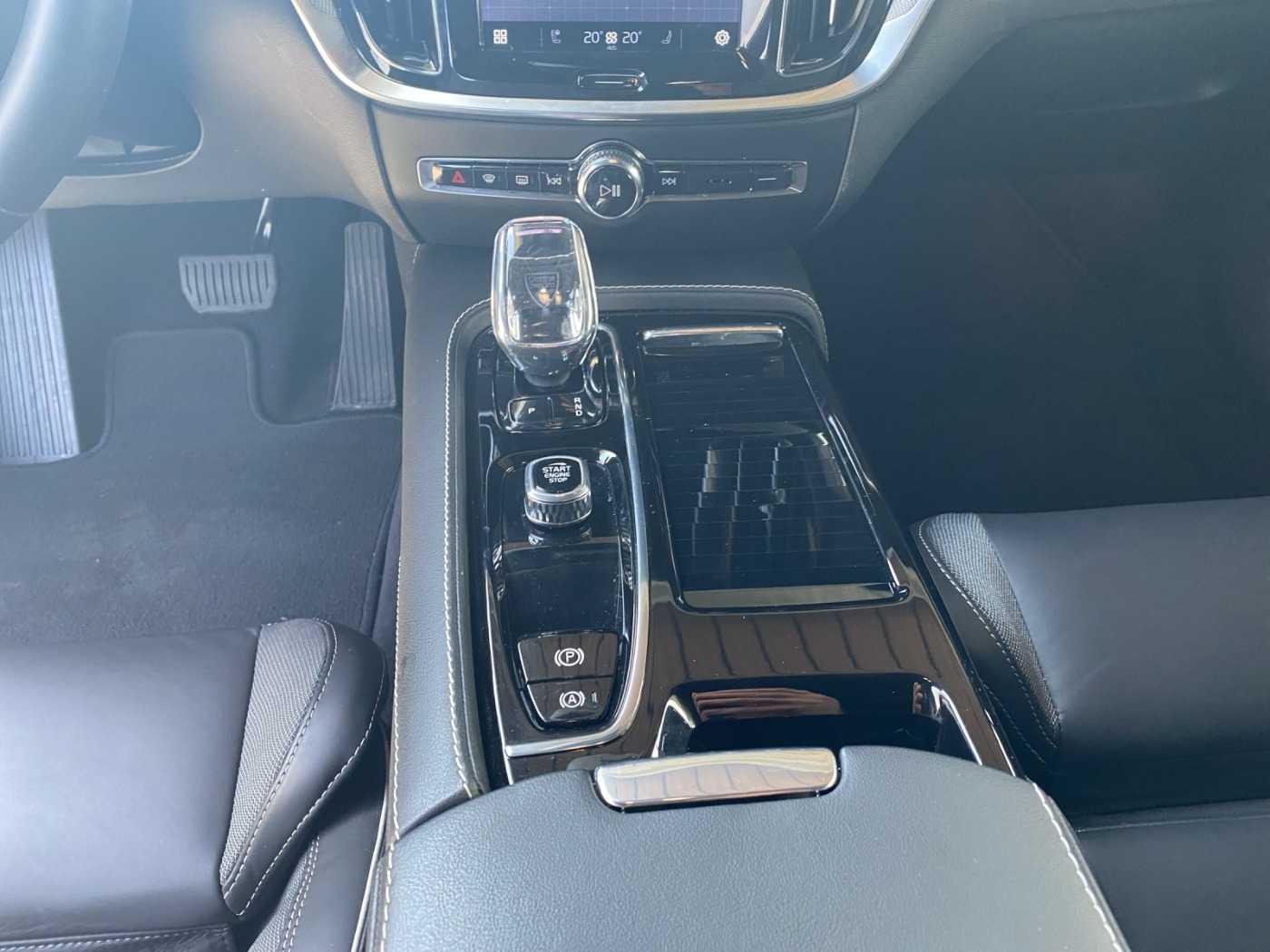 Volvo  Recharge