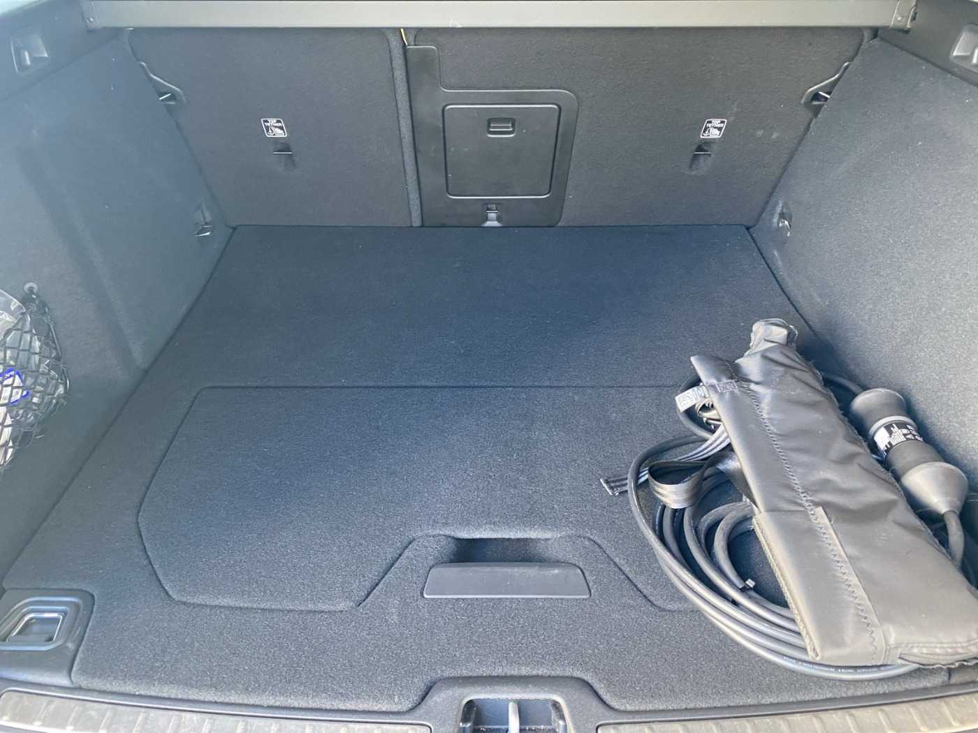 Volvo  Recharge