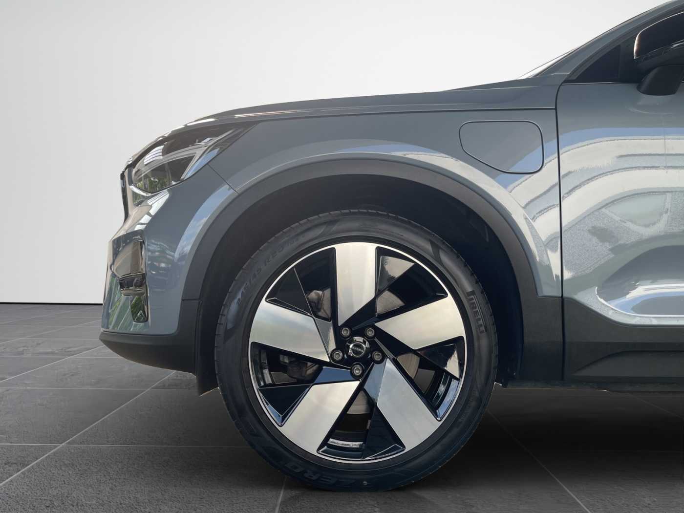 Volvo  XC 40