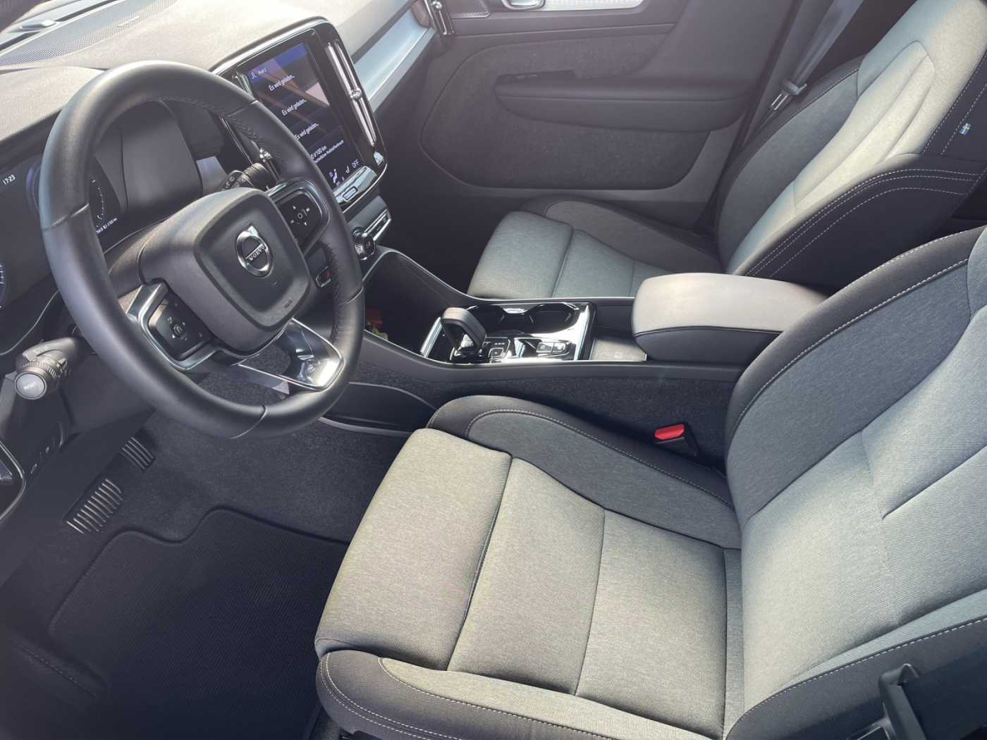 Volvo  XC 40