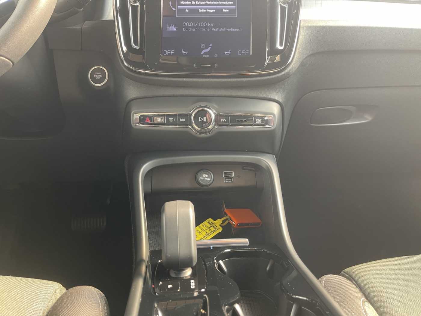 Volvo  XC 40