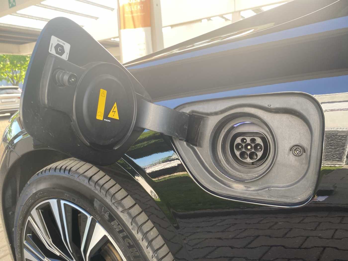 Volvo  Plus Bright Recharge