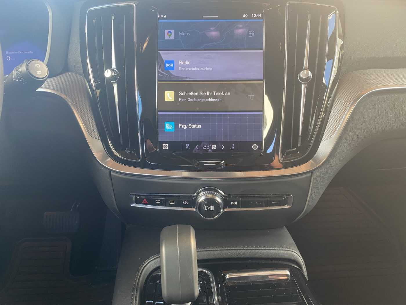 Volvo  Plus Bright Recharge