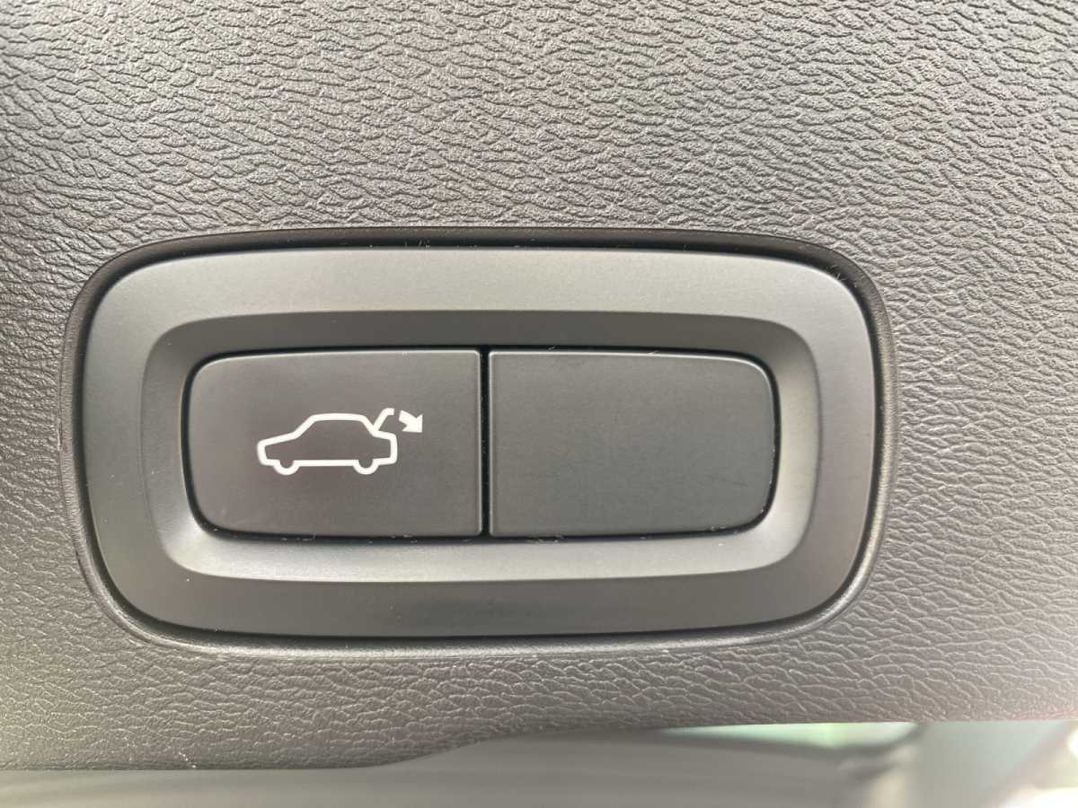 Volvo  XC 60