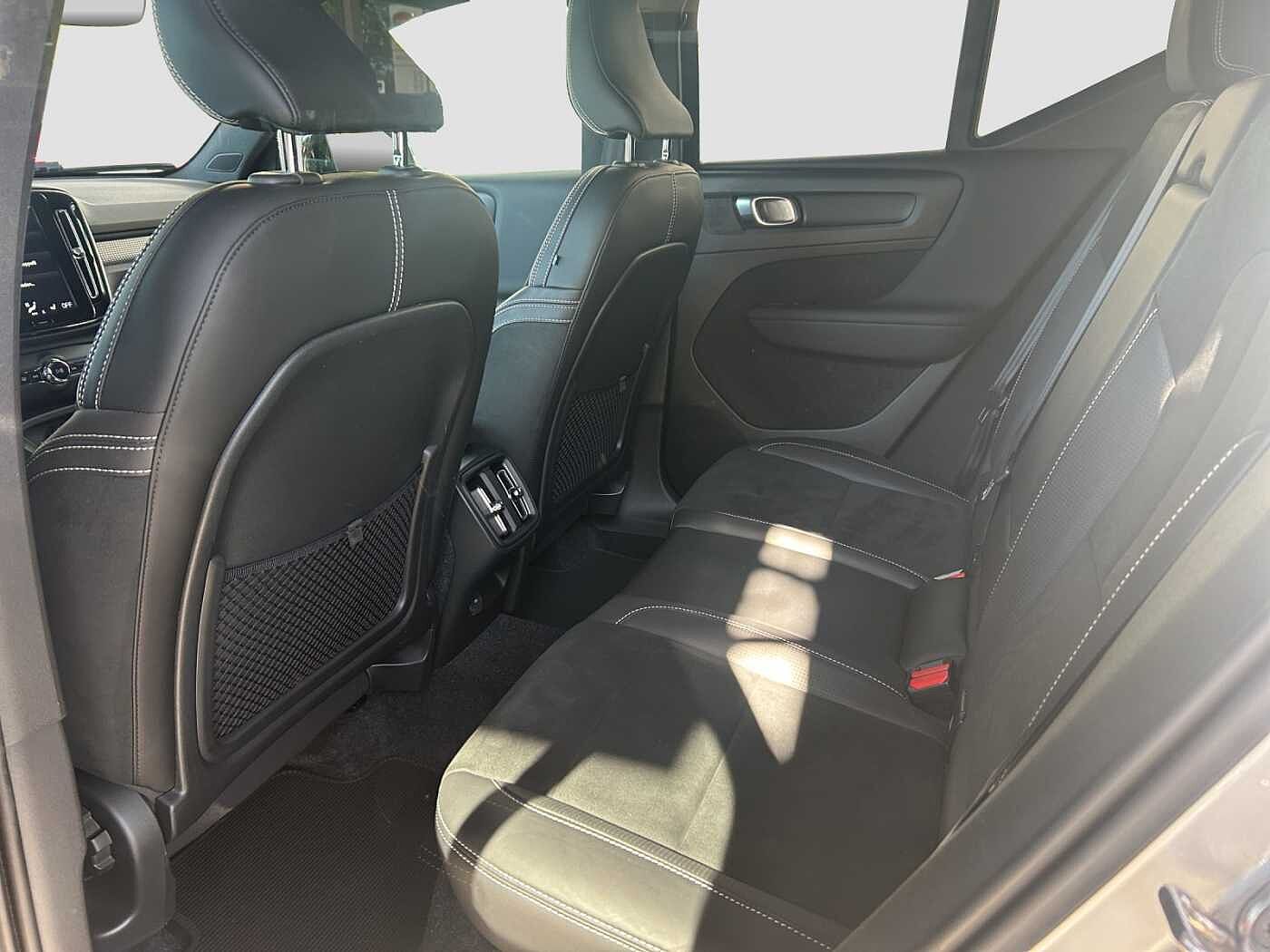 Volvo  XC 40