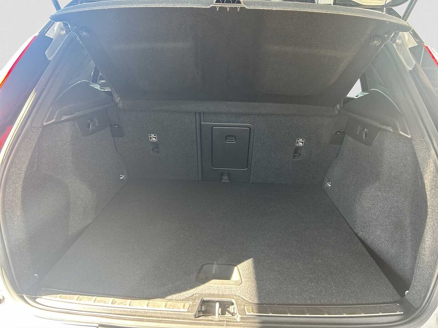 Volvo  XC 40