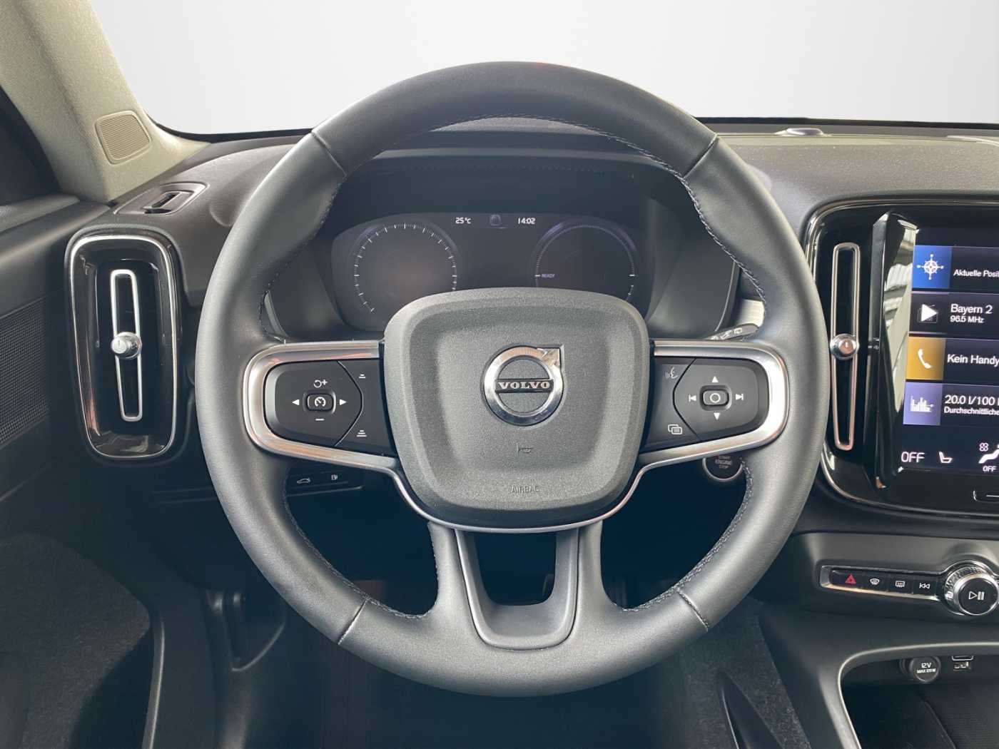 Volvo  XC 40