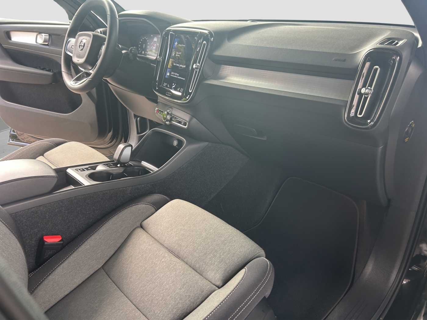 Volvo  XC 40