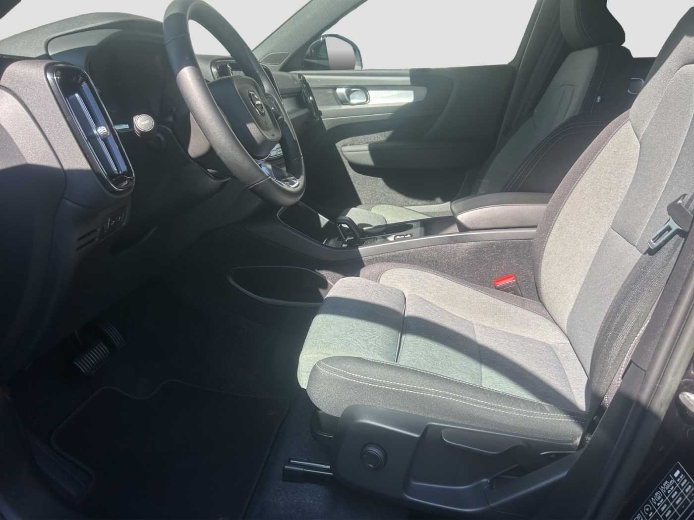 Volvo  XC 40