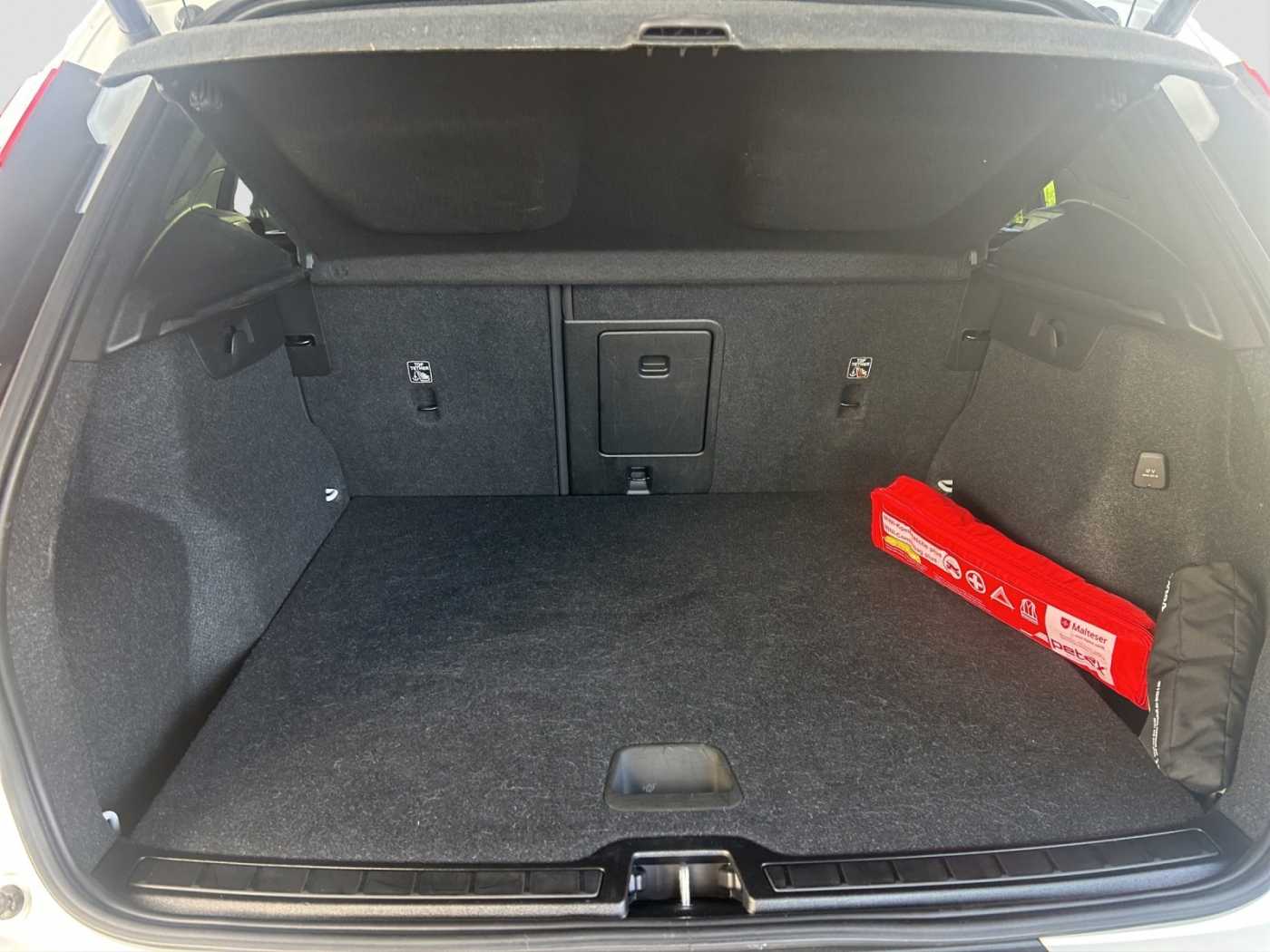 Volvo  XC 40