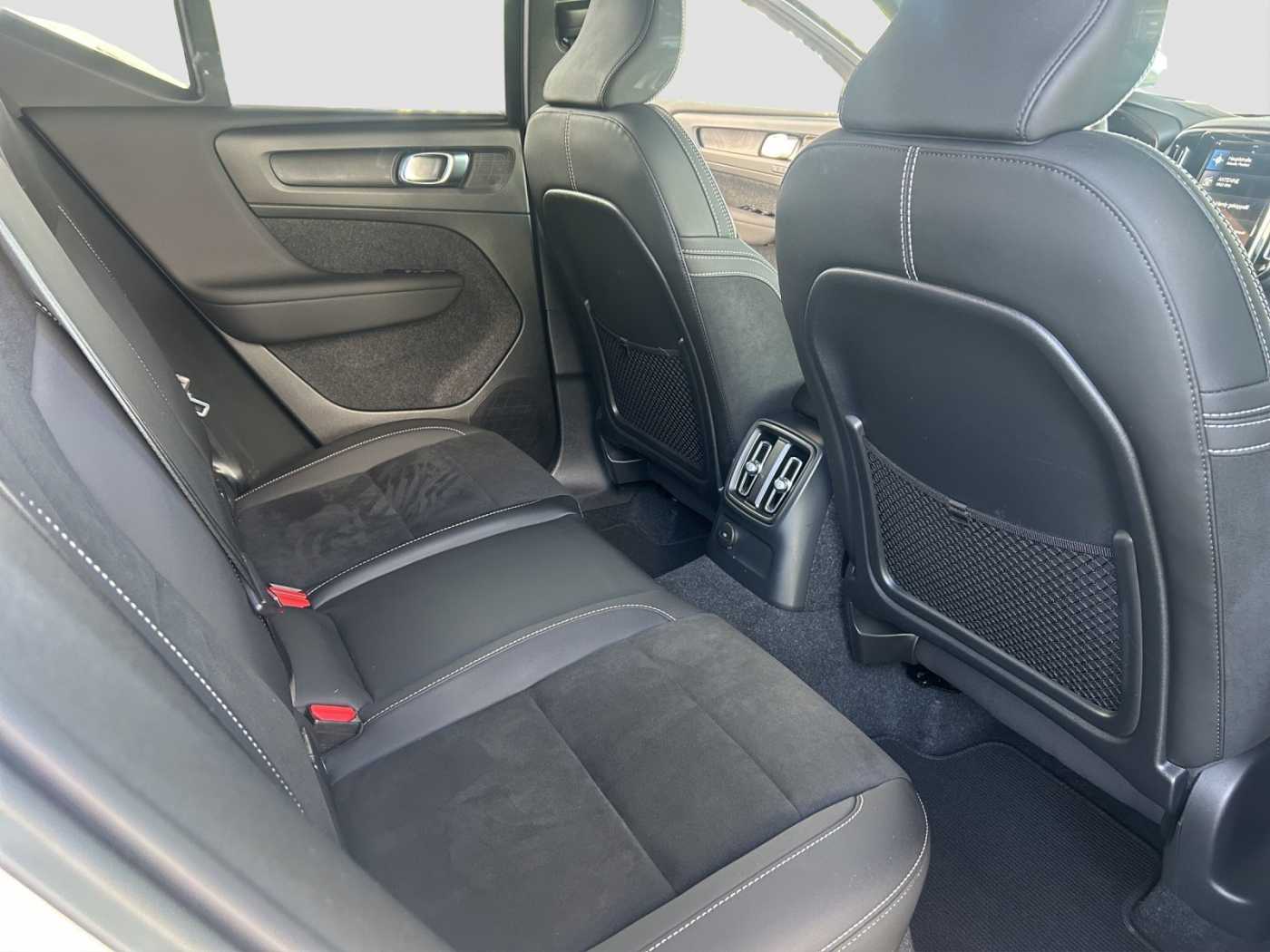 Volvo  XC 40