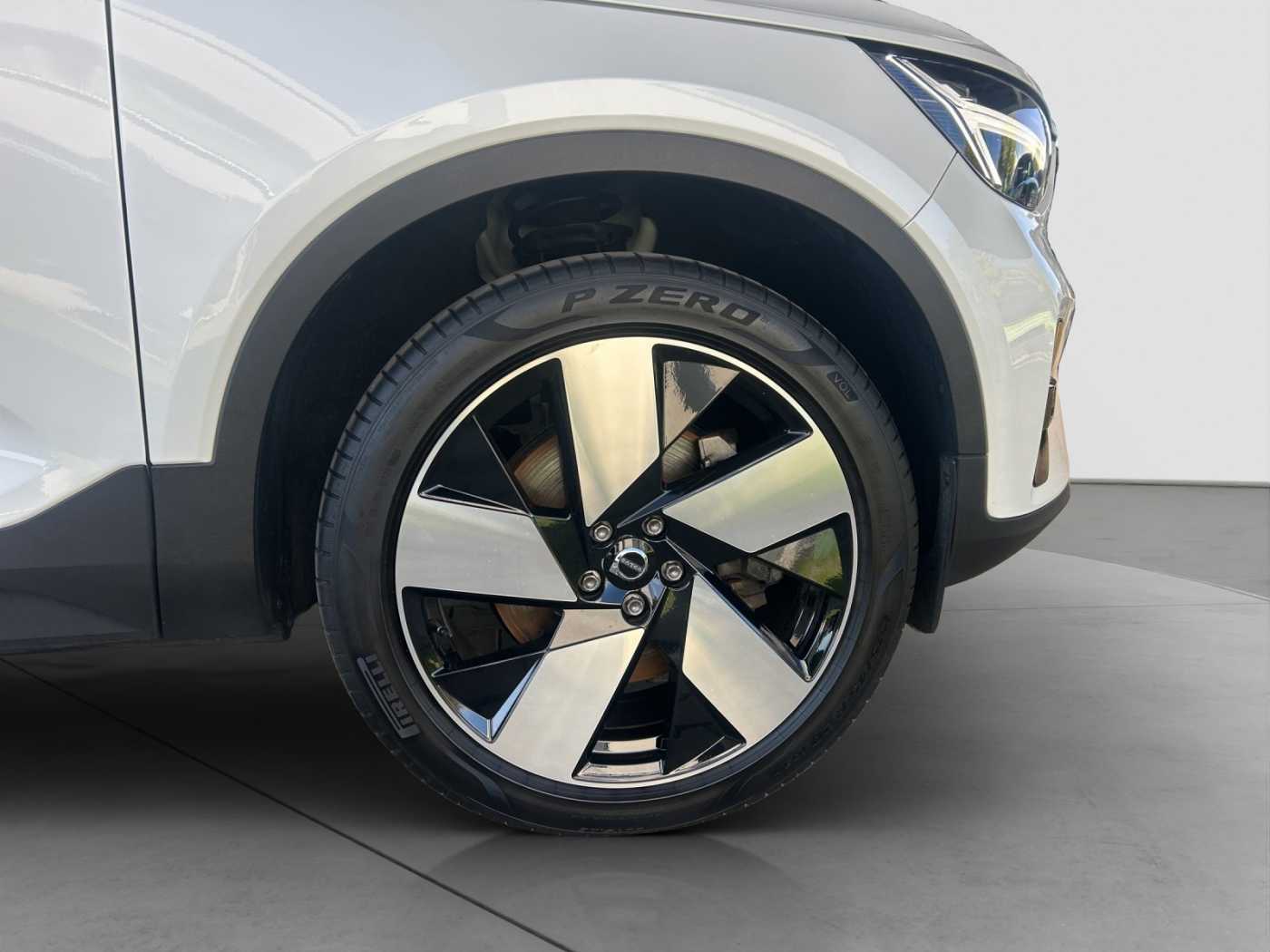 Volvo  XC 40