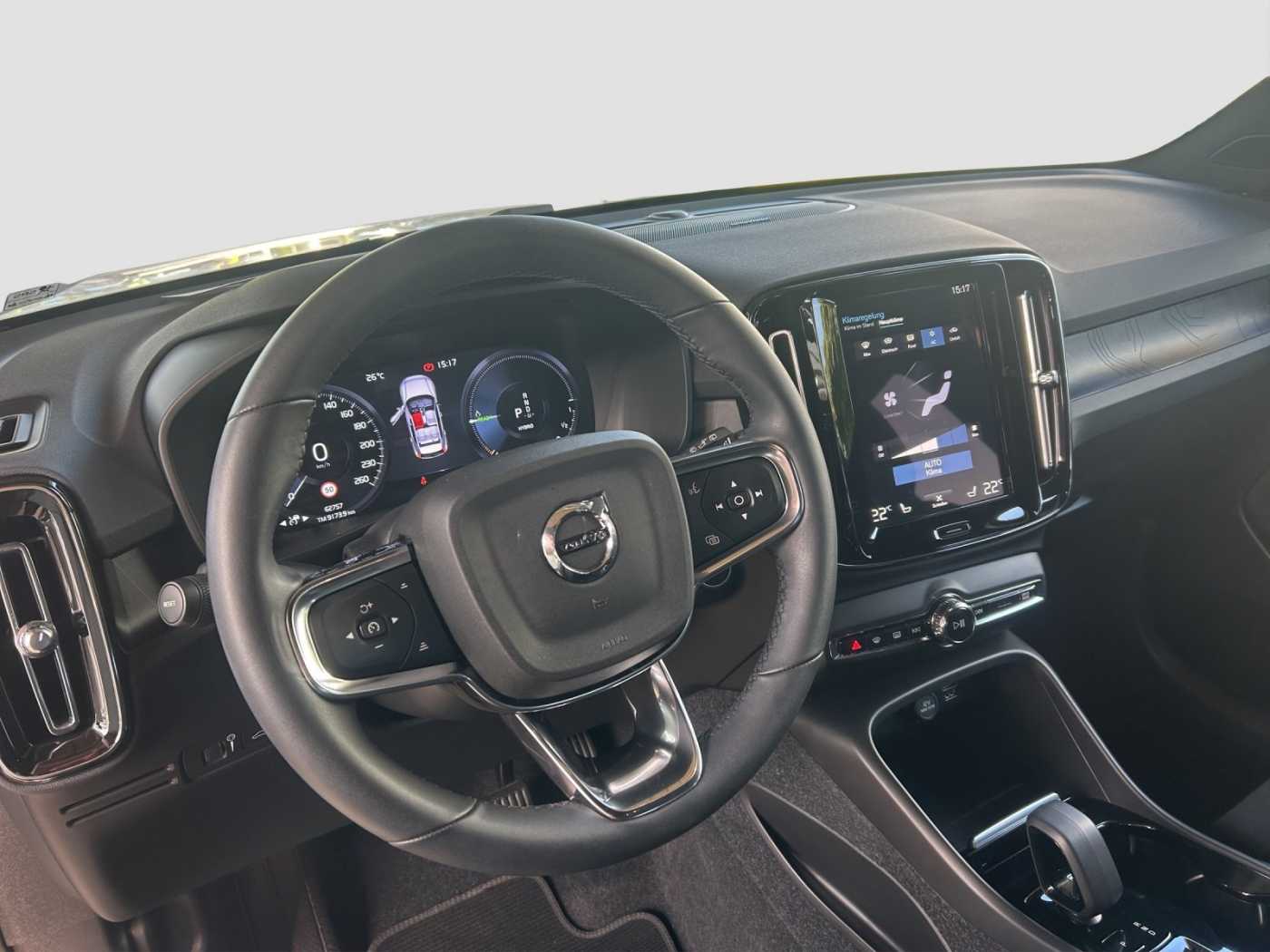 Volvo  XC 40