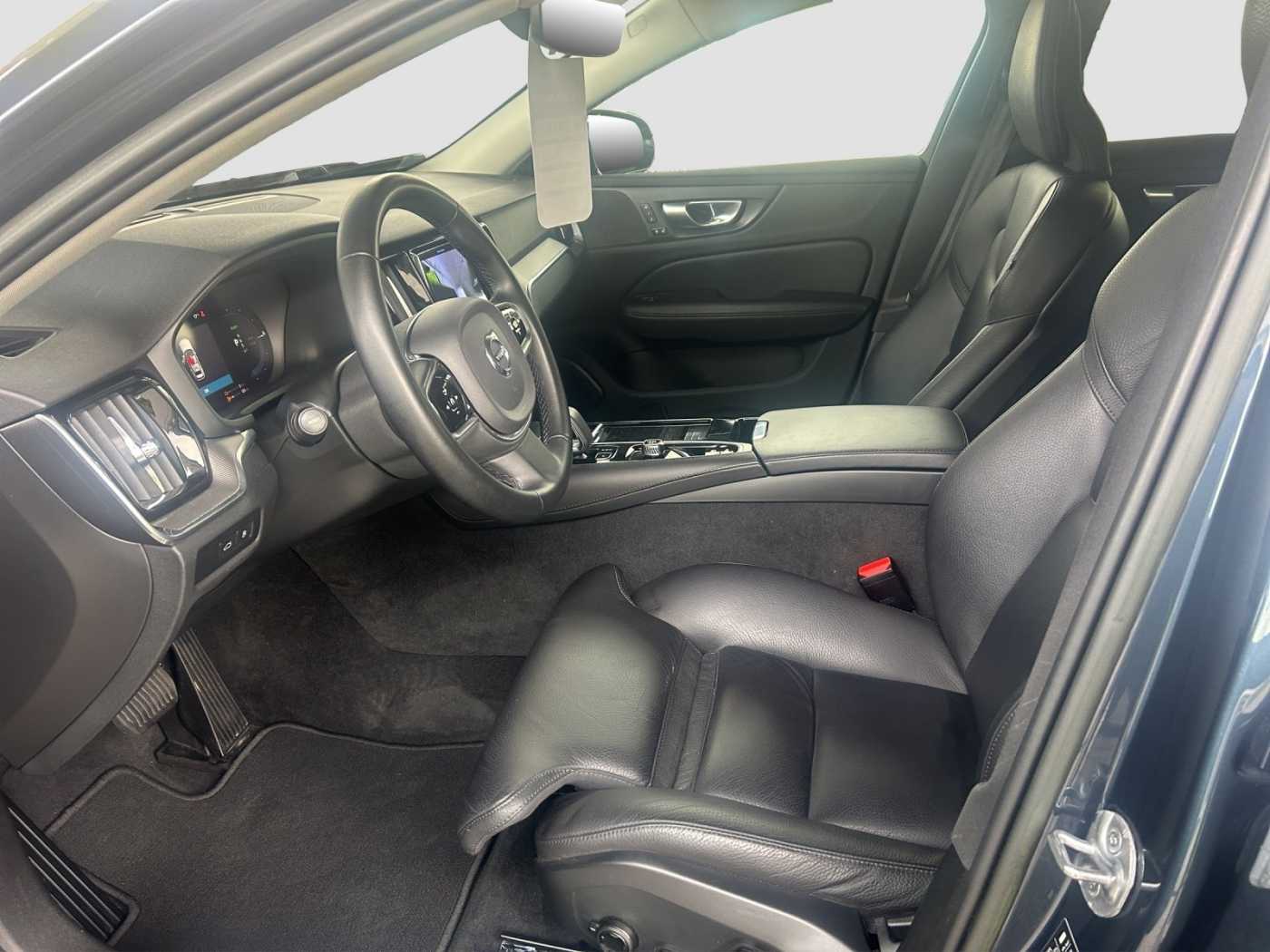Volvo  Plus