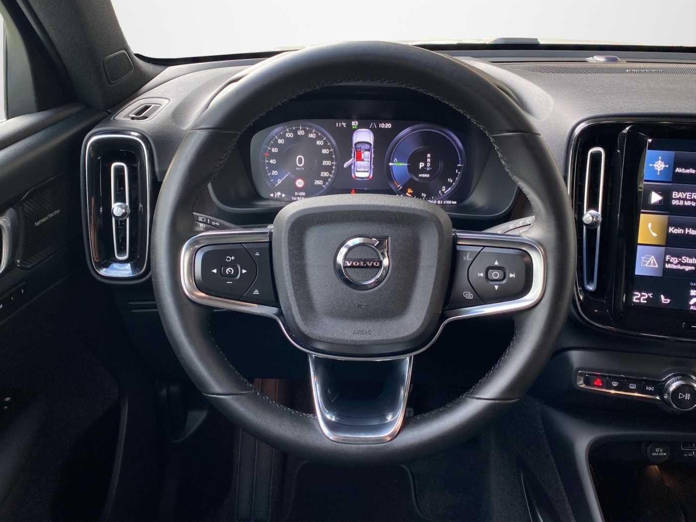 Volvo  XC 40