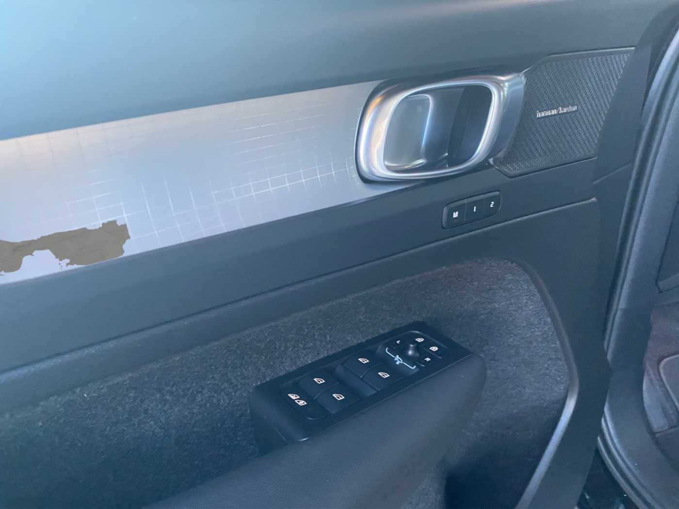 Volvo  XC 40