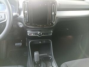 Volvo  XC 40