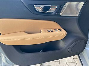 Volvo  Recharge
