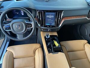 Volvo  Recharge