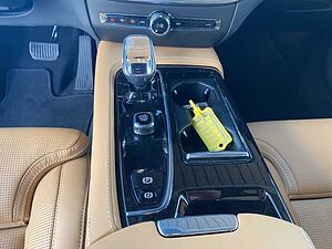 Volvo  Recharge