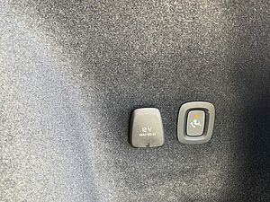 Volvo  Recharge